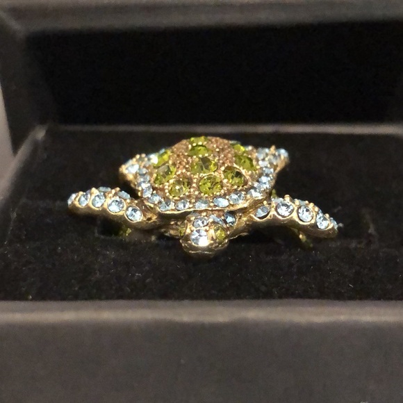 HEIDI DAUS Green Blue Swarovski Crystal Accented Turtle Ring Sz 10 - Picture 8 of 15